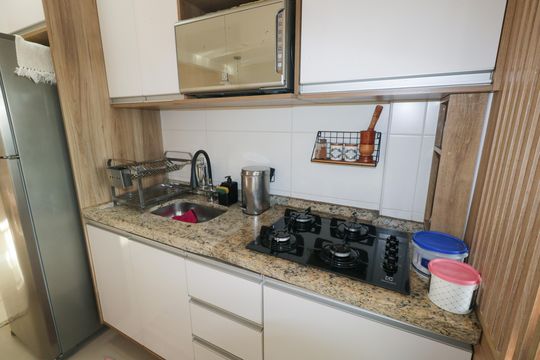 Cozinha de apartamento à venda com 2 quartos, 47m² em Vila Palmares, Santo André
