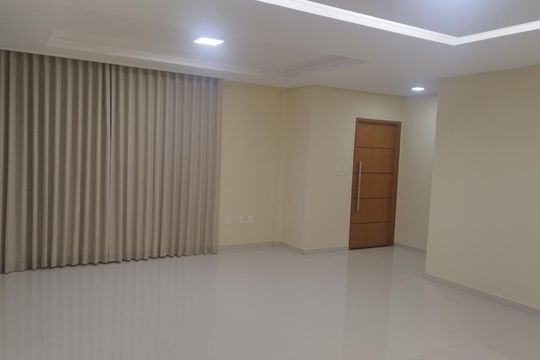 Sala de casa para alugar com 4 quartos, 260m² em Centro, Contagem