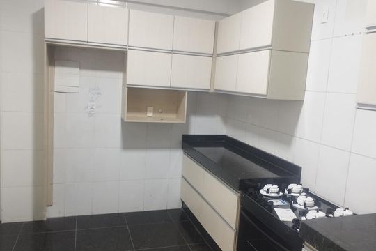 Cozinha de casa para alugar com 4 quartos, 260m² em Centro, Contagem