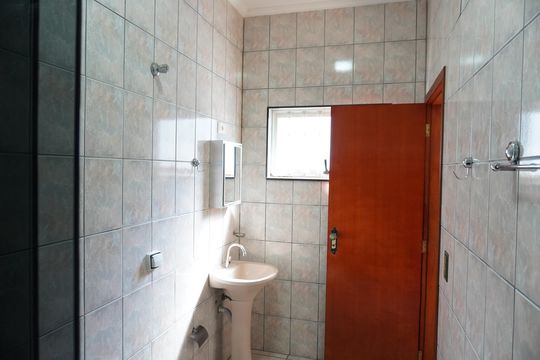 Banheiro da Suíte de casa para alugar com 3 quartos, 200m² em Santa Cruz, Americana
