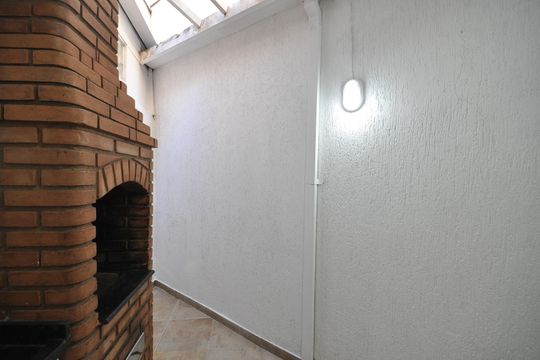 Churrasqueira de casa à venda com 3 quartos, 97m² em Parque Casa de Pedra, São Paulo
