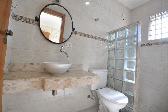 Banheiro da Suíte 1 de casa à venda com 3 quartos, 97m² em Parque Casa de Pedra, São Paulo
