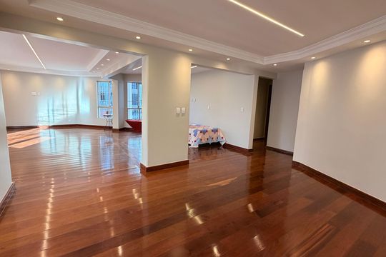 Sala de apartamento à venda com 3 quartos, 153m² em Setor Bela Vista, Goiânia
