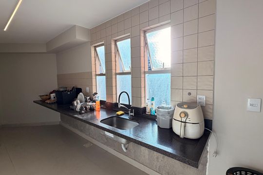 Cozinha de apartamento à venda com 3 quartos, 153m² em Setor Bela Vista, Goiânia