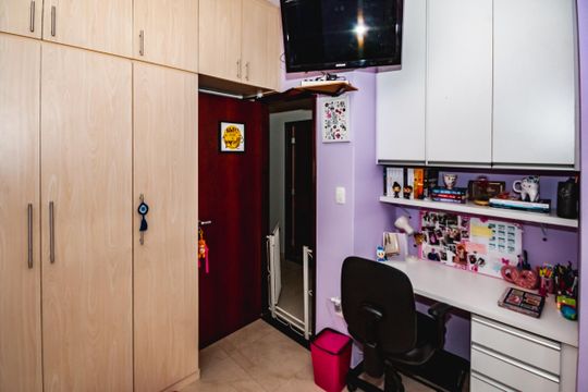 Casa à venda com 4 quartos, 200m² em Candelária, Belo Horizonte