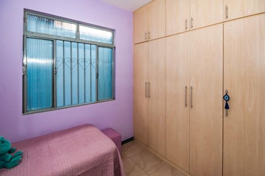 Casa à venda com 4 quartos, 200m² em Candelária, Belo Horizonte