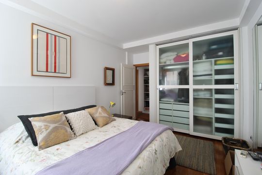 Quarto 2 de apartamento à venda com 4 quartos, 216m² em Itaim Bibi, São Paulo