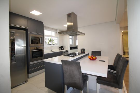Sala /  Cozinha de apartamento à venda com 2 quartos, 84m² em Tucuruvi, São Paulo