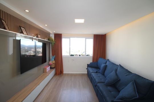 Sala /  Cozinha de apartamento à venda com 2 quartos, 84m² em Tucuruvi, São Paulo