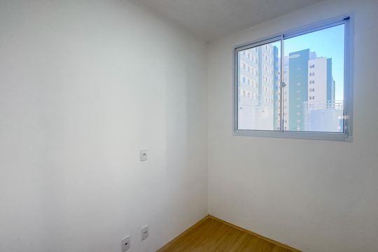 Quarto 1 de apartamento para alugar com 2 quartos, 36m² em Jardim São Luís, São Paulo