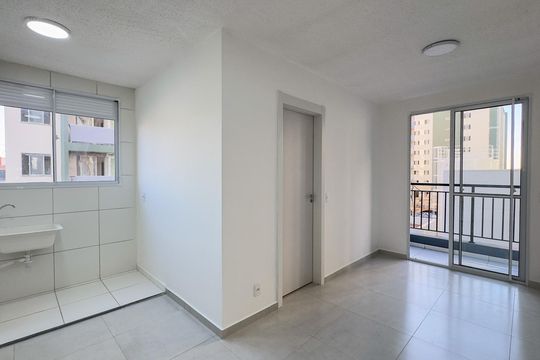 Apartamento para alugar com 2 quartos, 36m² em Jardim São Luís, São Paulo