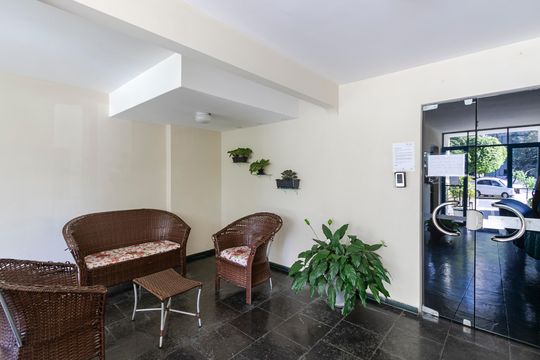 Hall de Entrada de apartamento à venda com 3 quartos, 63m² em Jardim Neide, São Paulo
