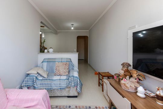Sala de apartamento à venda com 3 quartos, 63m² em Jardim Neide, São Paulo