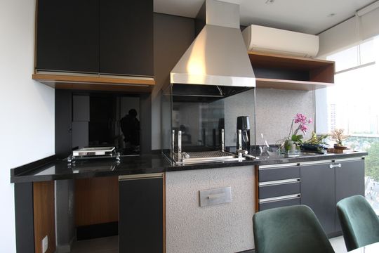 Varanda de apartamento à venda com 2 quartos, 101m² em Itaim Bibi, São Paulo