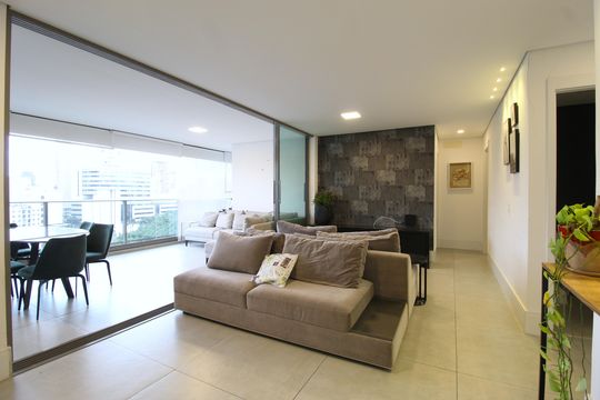 Sala de apartamento à venda com 2 quartos, 101m² em Itaim Bibi, São Paulo