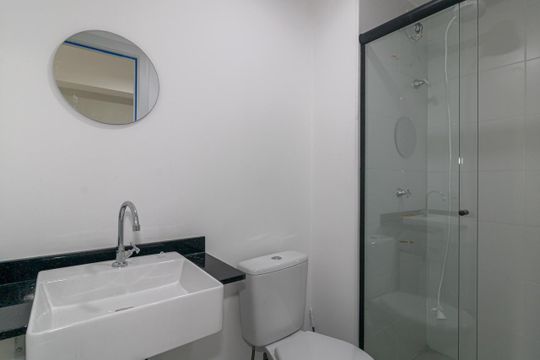 Banheiro  de kitnet/studio à venda com 1 quarto, 40m² em Vila Olímpia, São Paulo