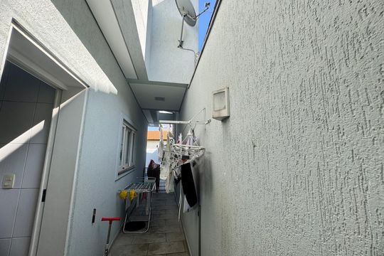 Casa à venda com 3 quartos, 360m² em Parque Assuncao, Taboão da Serra