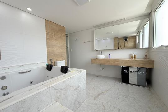 Banheiro de casa à venda com 3 quartos, 146m² em Planalto, Belo Horizonte