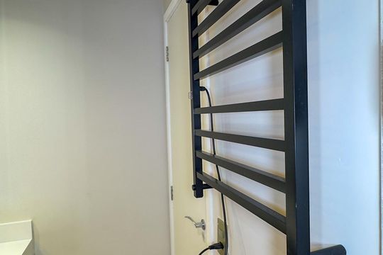 Banheiro de kitnet/studio à venda com 1 quarto, 24m² em Santo Amaro, São Paulo