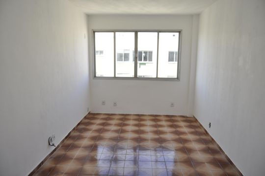 Sala de apartamento à venda com 2 quartos, 70m² em Todos Os Santos, Rio de Janeiro