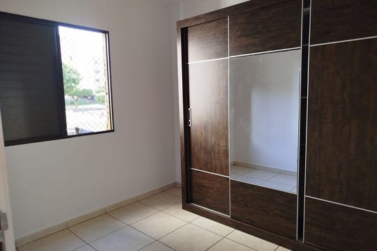Quarto de apartamento para alugar com 2 quartos, 43m² em Subsetor Oeste - 12 (O-12), Ribeirão Preto
