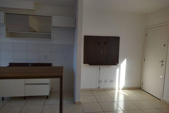 Sala de apartamento para alugar com 2 quartos, 43m² em Subsetor Oeste - 12 (O-12), Ribeirão Preto