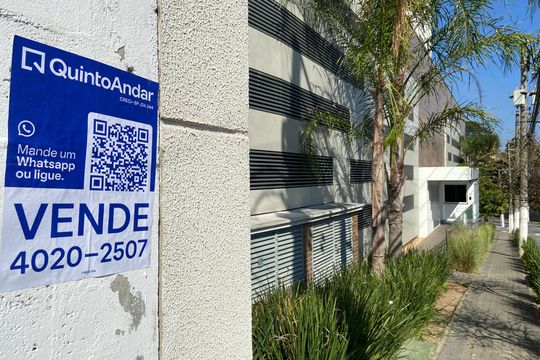 Fachada do Prédio - Placa de apartamento à venda com 3 quartos, 75m² em Umuarama, Osasco