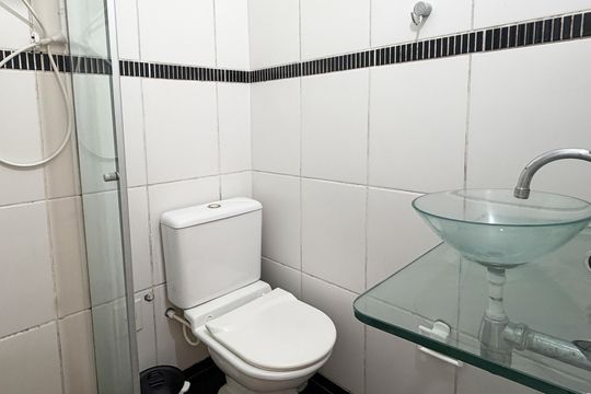 Banheiro Social de apartamento para alugar com 2 quartos, 95m² em Campo Grande, Santos