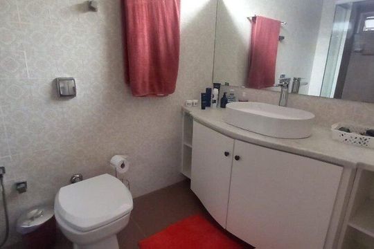Banheiro de apartamento para alugar com 3 quartos, 167m² em Menino Deus, Porto Alegre