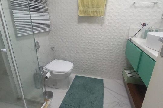 Banheiro de apartamento para alugar com 3 quartos, 167m² em Menino Deus, Porto Alegre