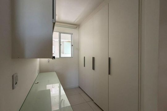 Área de serviço de apartamento à venda com 3 quartos, 120m² em Barra da Tijuca, Rio de Janeiro