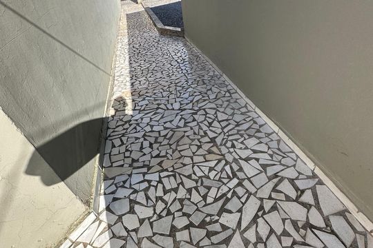 Área externa de casa de condomínio para alugar com 1 quarto, 35m² em Parque da Fonte, São José dos Pinhais