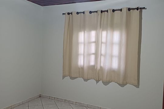 Quarto de casa de condomínio para alugar com 1 quarto, 35m² em Parque da Fonte, São José dos Pinhais