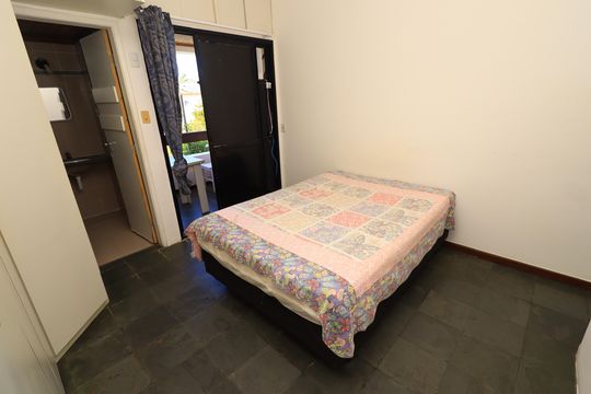 Suíte de casa de condomínio para alugar com 1 quarto, 24m² em Praia do Flamengo, Salvador