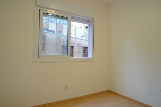 Suite 2 de apartamento para alugar com 2 quartos, 76m² em Rio Branco, Porto Alegre