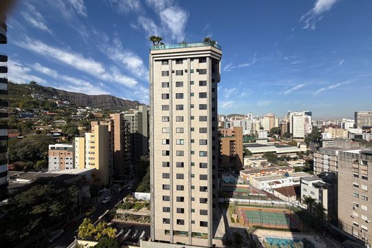 Fachada do Prédio de apartamento à venda com 4 quartos, 340m² em Serra, Belo Horizonte