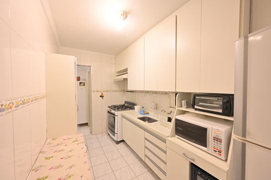 Cozinha de apartamento à venda com 2 quartos, 66m² em Vila da Saúde, São Paulo