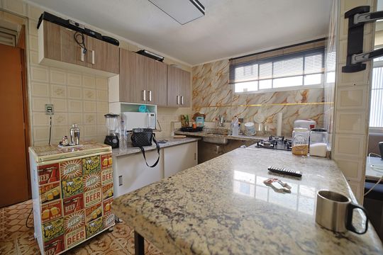 Cozinha de apartamento para alugar com 2 quartos, 48m² em Artur Alvim, São Paulo