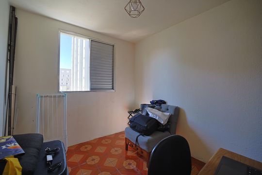 Quarto 1 de apartamento para alugar com 2 quartos, 48m² em Artur Alvim, São Paulo