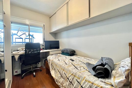 Suite 1 de apartamento à venda com 2 quartos, 77m² em Vila Alexandria, São Paulo
