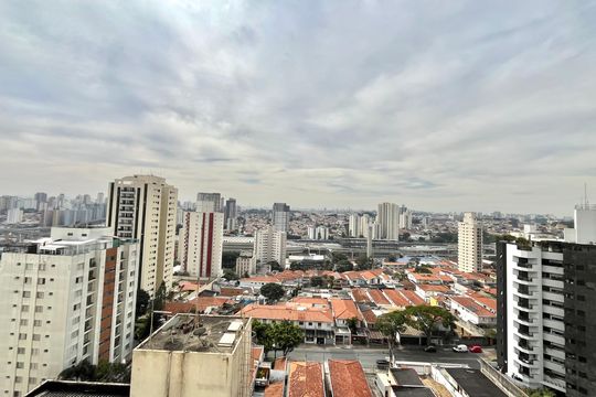 Vista da Suíte 2 de apartamento à venda com 2 quartos, 77m² em Vila Alexandria, São Paulo