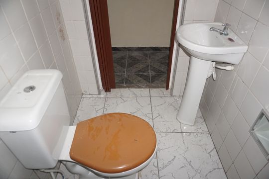 Banheiro de casa para alugar com 1 quarto, 50m² em Morro do Índio, Embu das Artes