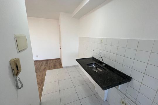 Cozinha de apartamento para alugar com 2 quartos, 50m² em Vila Andrade, São Paulo