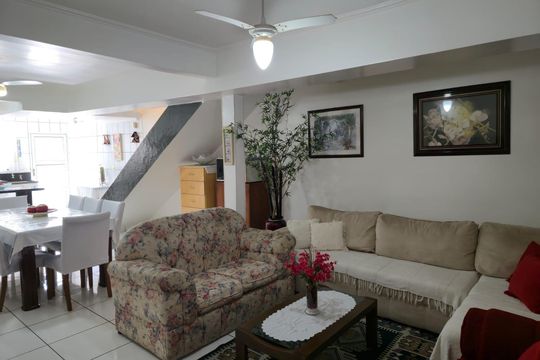 Area de Serviço e Area Gourmet  de casa à venda com 2 quartos, 200m² em Jardim das Nacoes, Guarulhos