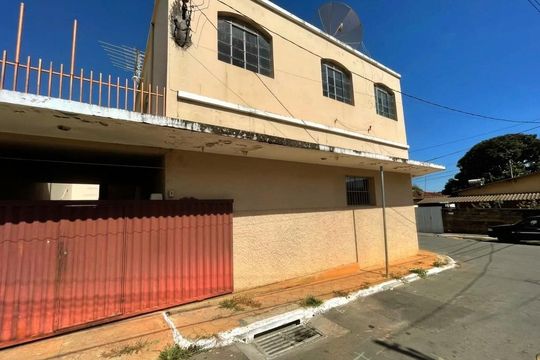 Fachada de apartamento para alugar com 4 quartos, 100m² em Varzea, Lagoa Santa