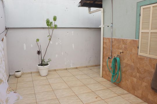 Varanda 2 de casa para alugar com 3 quartos, 123m² em Parque Fazenda Grande, Campos dos Goytacazes