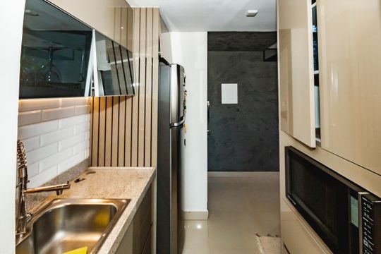 Cozinha de apartamento para alugar com 2 quartos, 70m² em Planalto, Belo Horizonte