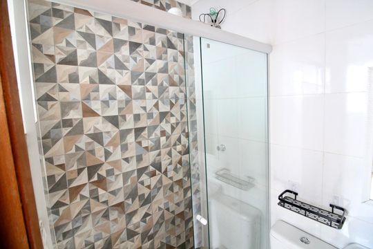 Banheiro de apartamento para alugar com 2 quartos, 40m² em Vila Guilhermina, São Paulo