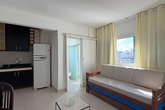 Sala de apartamento para alugar com 1 quarto, 49m² em Itararé, Santos