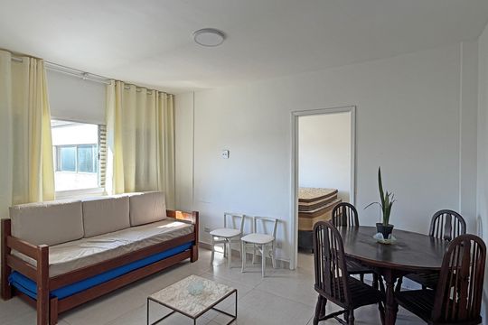Apartamento para alugar com 1 quarto, 49m² em Itararé, Santos